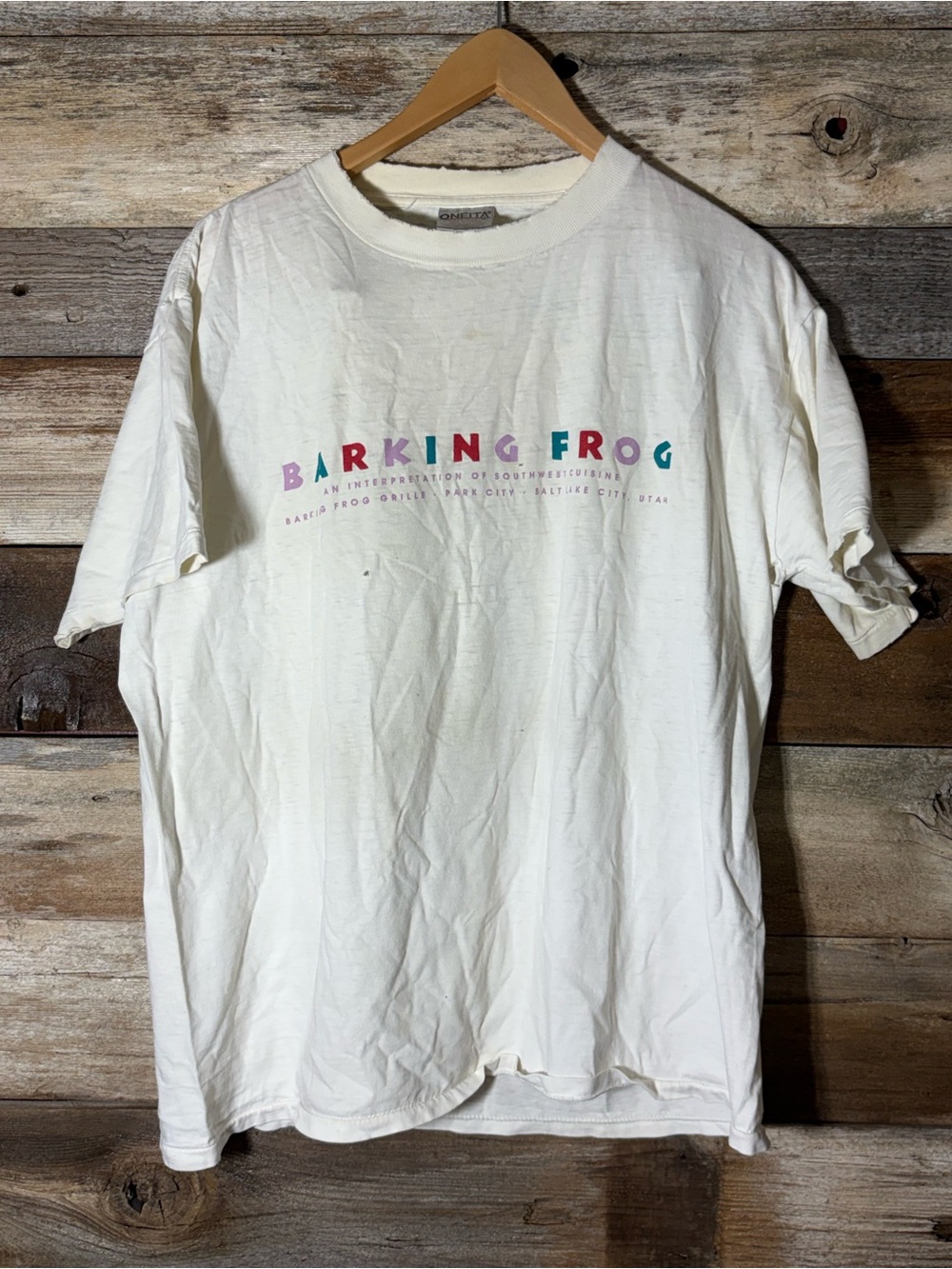 Vtg Oneita tshirt barking frog grille- slc Utah